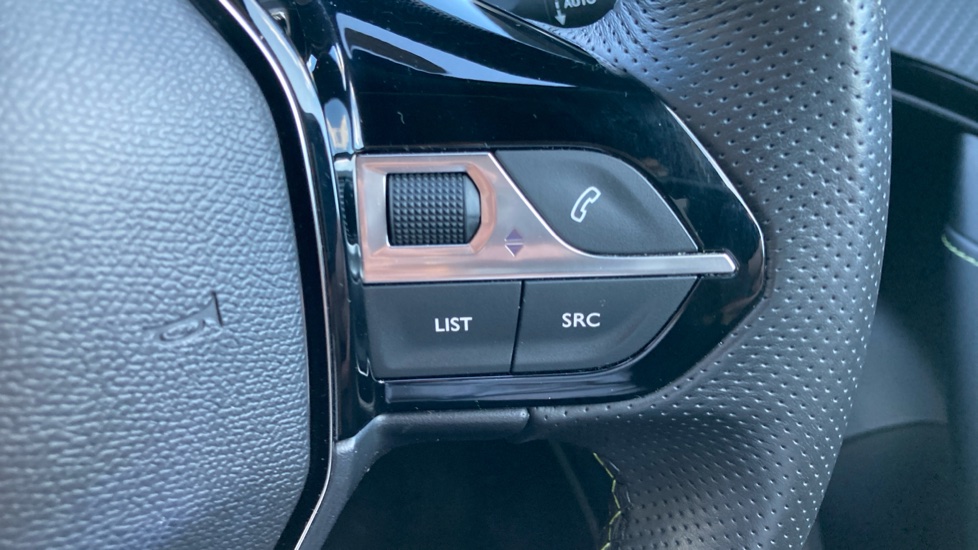 Peugeot 2008 100kW GT 50kWh 5dr Auto Electric Estate - Image 23
