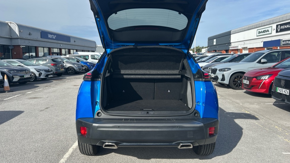 Peugeot 2008 1.2 PureTech 130 GT 5dr EAT8 Petrol Estate - Image 4