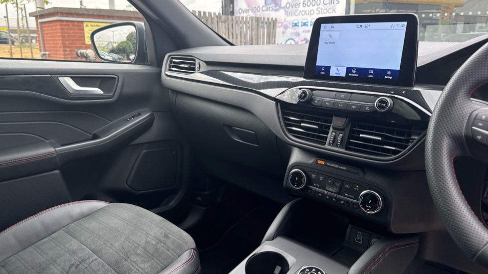 Ford Kuga 2.5 PHEV ST-Line X Edition 5dr CVT Estate - Image 14