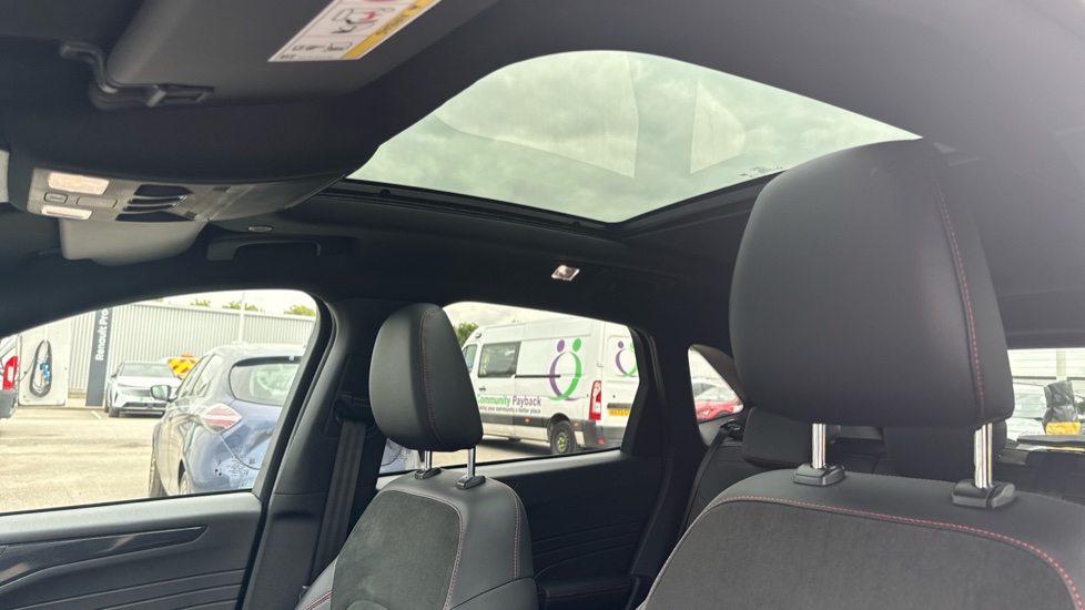 Ford Kuga 2.5 PHEV ST-Line X Edition 5dr CVT Estate - Image 22