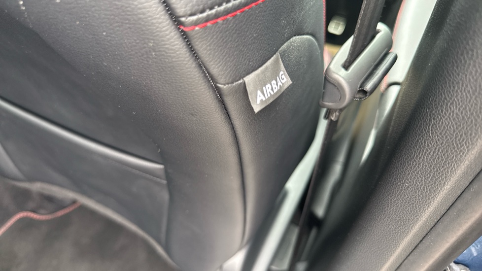 Ford Kuga 2.5 PHEV ST-Line X Edition 5dr CVT Estate - Image 32