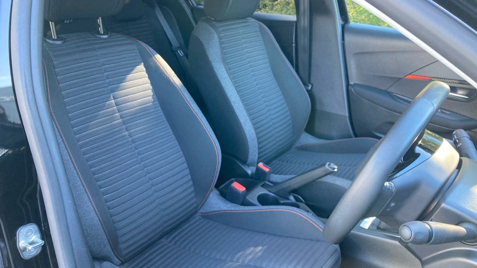 Peugeot 208 1.2 PureTech 100 Active Premium + 5dr Petrol Hatchback - Image 33
