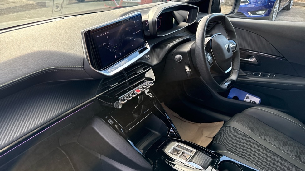 Peugeot 208 100kW GT 50kWh 5dr Auto Electric Hatchback - Image 9
