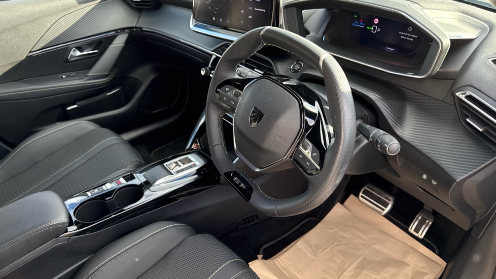 Peugeot 208 100kW GT 50kWh 5dr Auto Electric Hatchback - Image 11