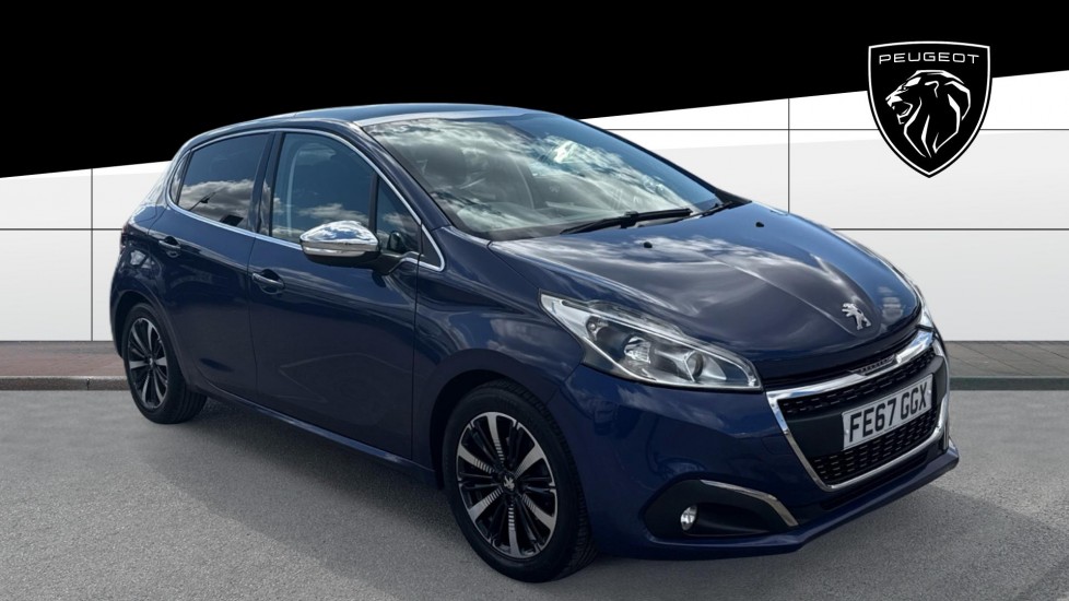 Peugeot 208 1.2 PureTech Allure Premium 5dr Petrol Hatchback - Image 1