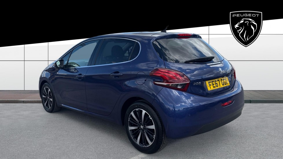 Peugeot 208 1.2 PureTech Allure Premium 5dr Petrol Hatchback - Image 2