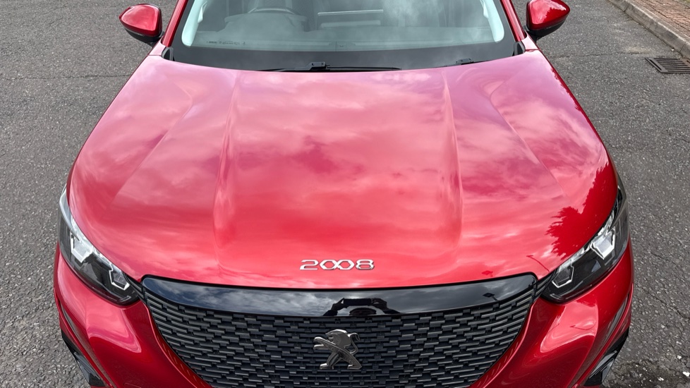 Peugeot 2008 1.2 PureTech Allure Premium 5dr Petrol Estate - Image 8