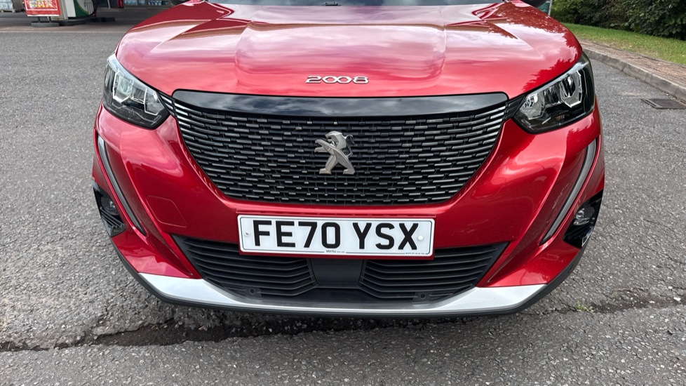 Peugeot 2008 1.2 PureTech Allure Premium 5dr Petrol Estate - Image 25