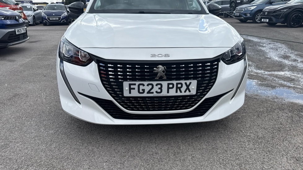 Peugeot 208 1.2 PureTech 100 Allure Premium + 5dr Petrol Hatchback - Image 21