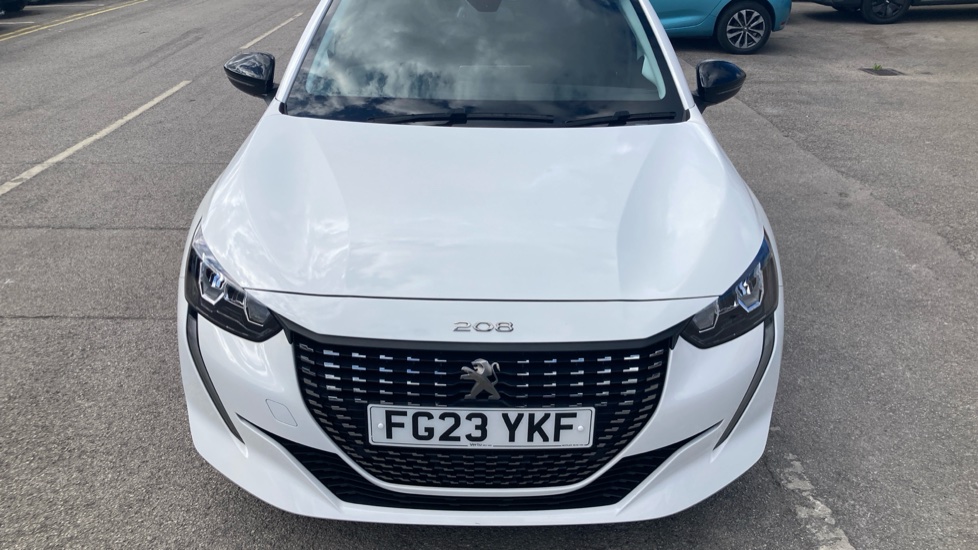 Peugeot 208 1.2 PureTech 100 Allure Premium + 5dr Petrol Hatchback - Image 8