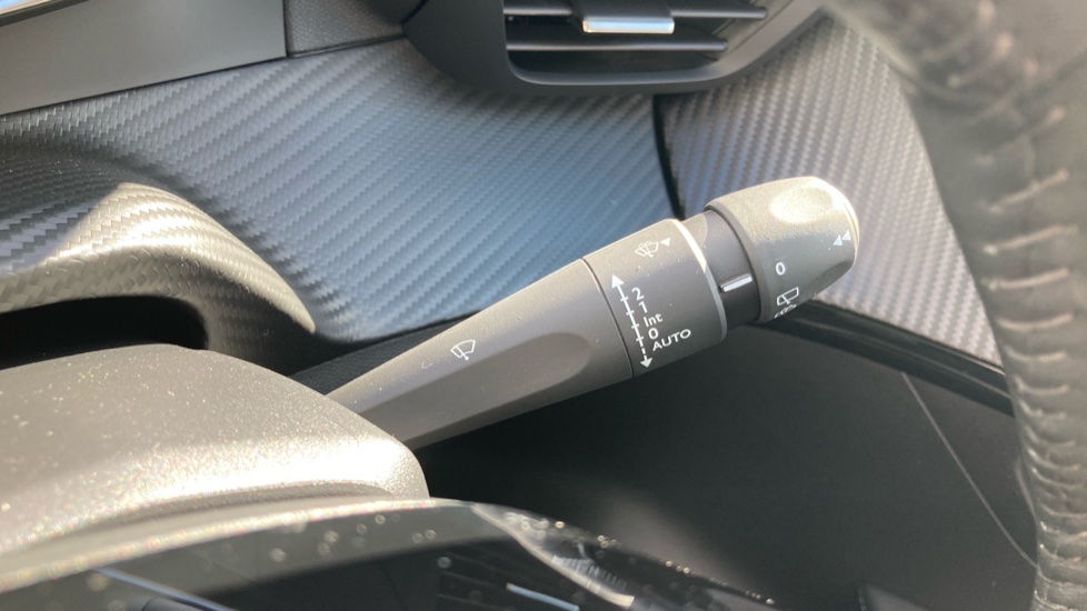 Peugeot 208 1.2 PureTech 100 Allure Premium + 5dr Petrol Hatchback - Image 25