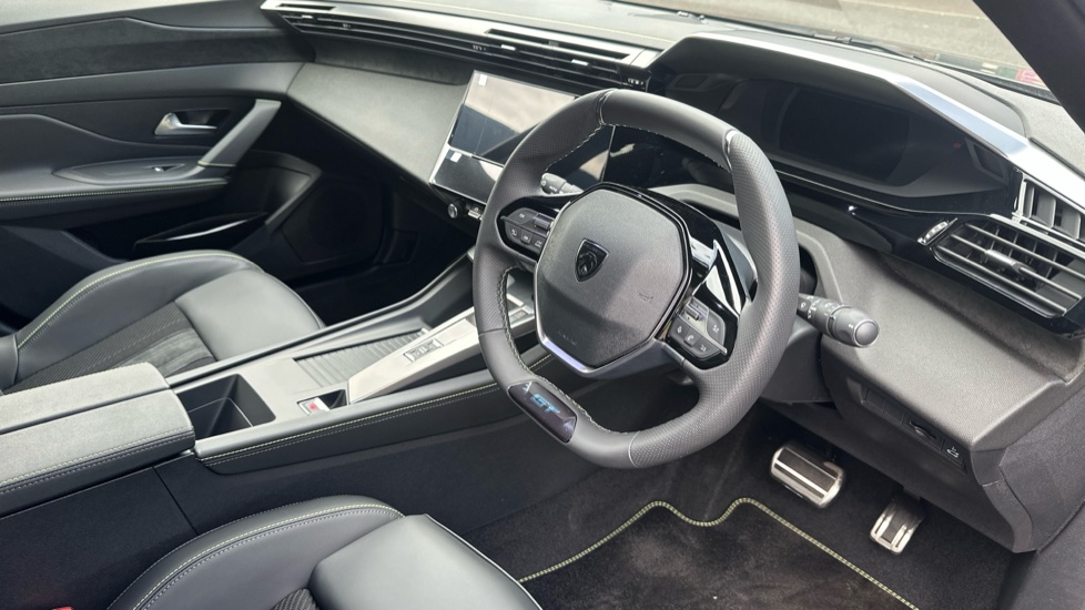 Peugeot 408 1.2 Hybrid 145 GT Premium 5dr e-DSC6 Petrol Hatchback - Image 11