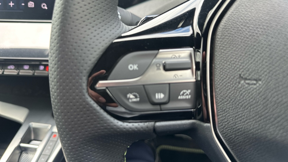 Peugeot 408 1.2 Hybrid 145 GT Premium 5dr e-DSC6 Petrol Hatchback - Image 21