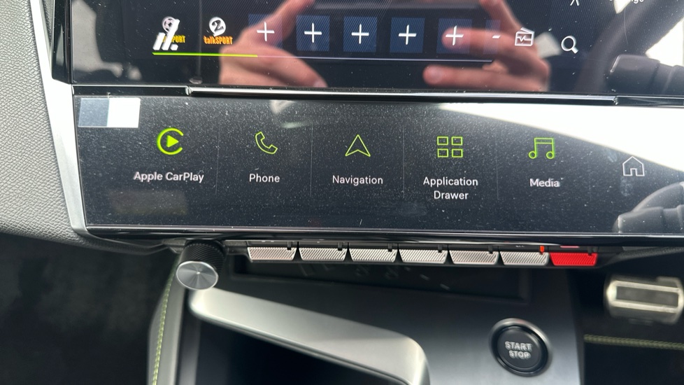 Peugeot 408 1.2 Hybrid 145 GT Premium 5dr e-DSC6 Petrol Hatchback - Image 27