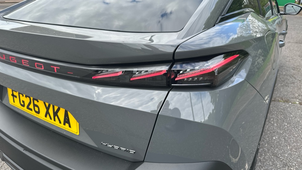 Peugeot 408 1.2 Hybrid 145 GT Premium 5dr e-DSC6 Petrol Hatchback - Image 42