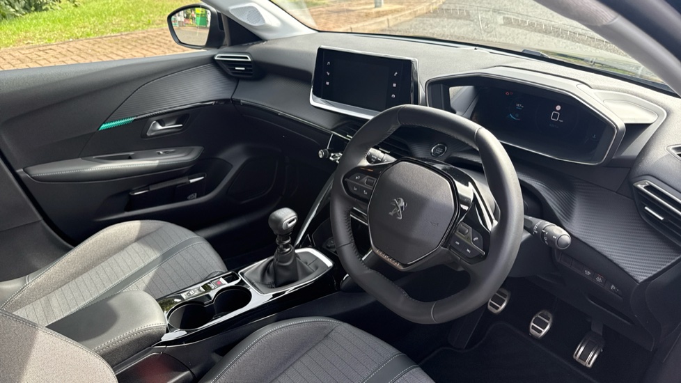 Peugeot 208 1.2 PureTech 100 Allure Premium + 5dr Petrol Hatchback - Image 11