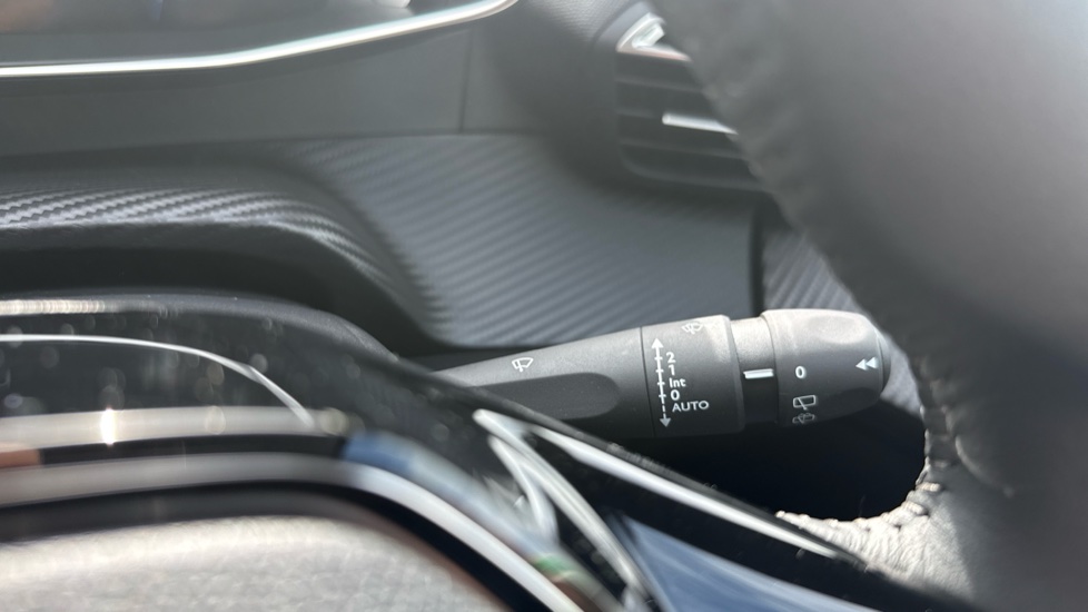 Peugeot 208 1.2 PureTech 100 Allure Premium + 5dr Petrol Hatchback - Image 29
