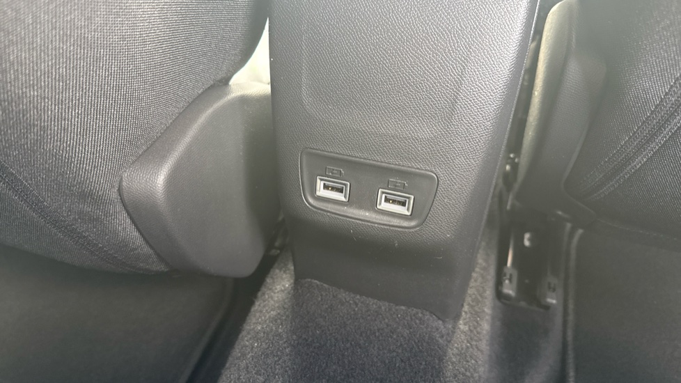 Peugeot 208 1.2 PureTech 100 Allure Premium + 5dr Petrol Hatchback - Image 39