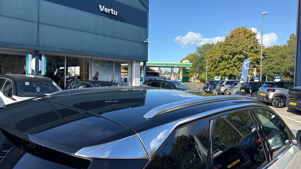 Peugeot 3008 1.2 PureTech GT 5dr EAT8 Petrol Estate - Image 25