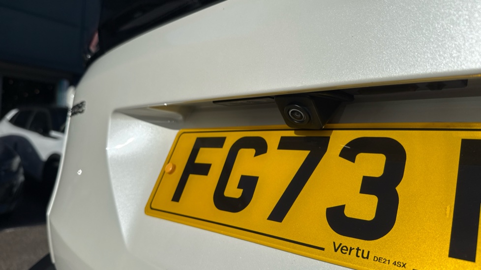 Peugeot 3008 1.2 PureTech GT 5dr EAT8 Petrol Estate - Image 28