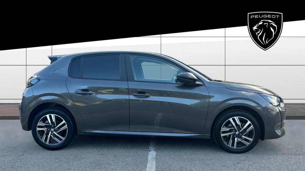 Peugeot 208 1.2 PureTech 100 Active Premium + 5dr EAT8 Petrol Hatchback - Image 5