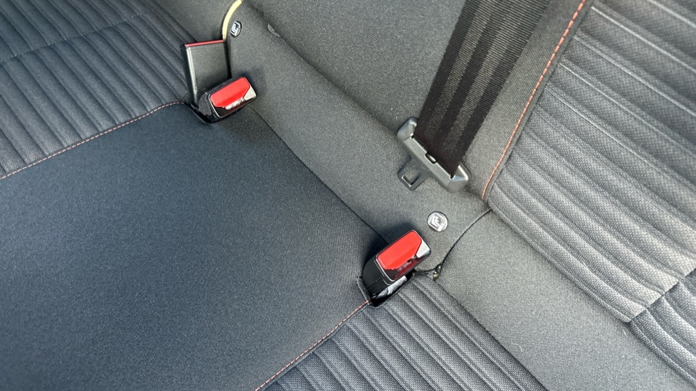 Peugeot 208 1.2 PureTech 100 Active Premium + 5dr EAT8 Petrol Hatchback - Image 17