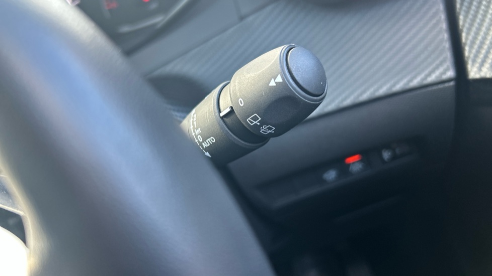 Peugeot 208 1.2 PureTech 100 Active Premium + 5dr EAT8 Petrol Hatchback - Image 31