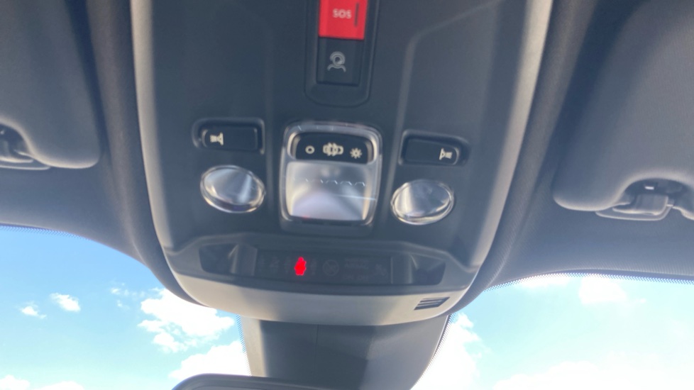 Peugeot 2008 1.2 PureTech 130 Allure 5dr Petrol Estate - Image 35