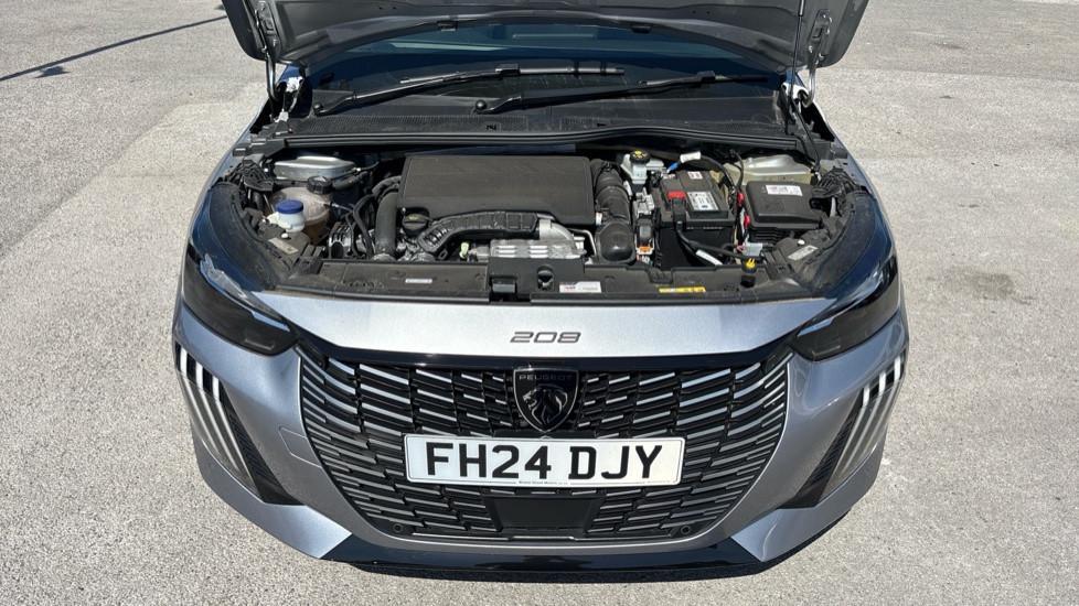 Peugeot 208 1.2 PureTech 100 GT 5dr Petrol Hatchback - Image 8