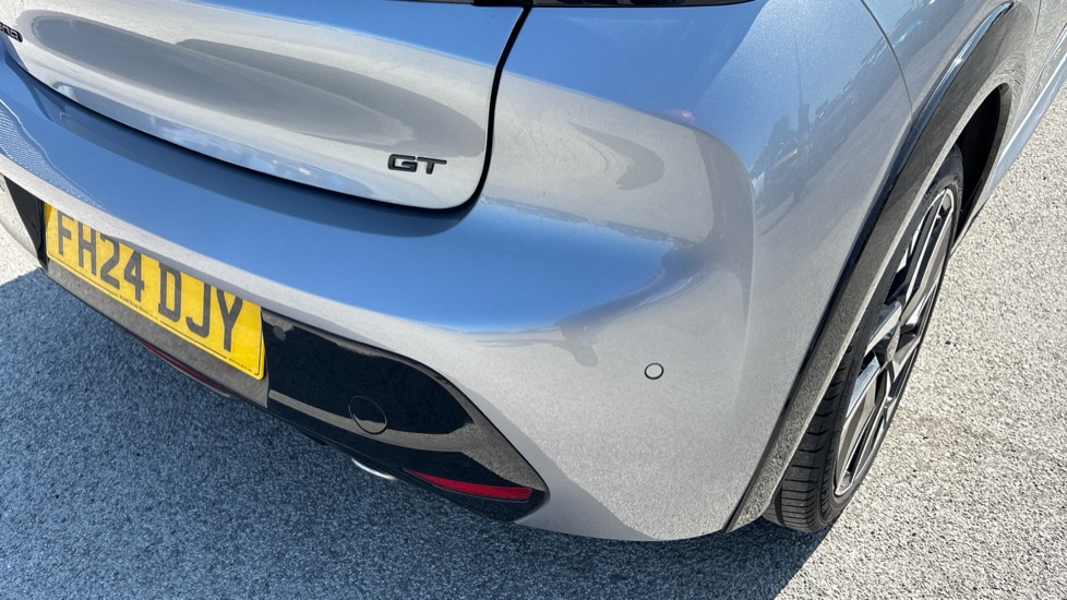Peugeot 208 1.2 PureTech 100 GT 5dr Petrol Hatchback - Image 22