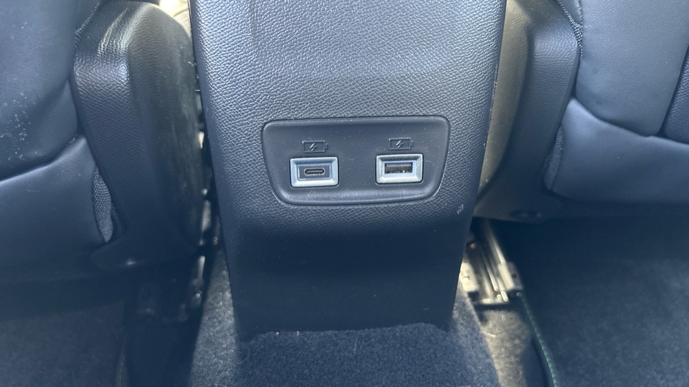 Peugeot 208 1.2 PureTech 100 GT 5dr Petrol Hatchback - Image 28