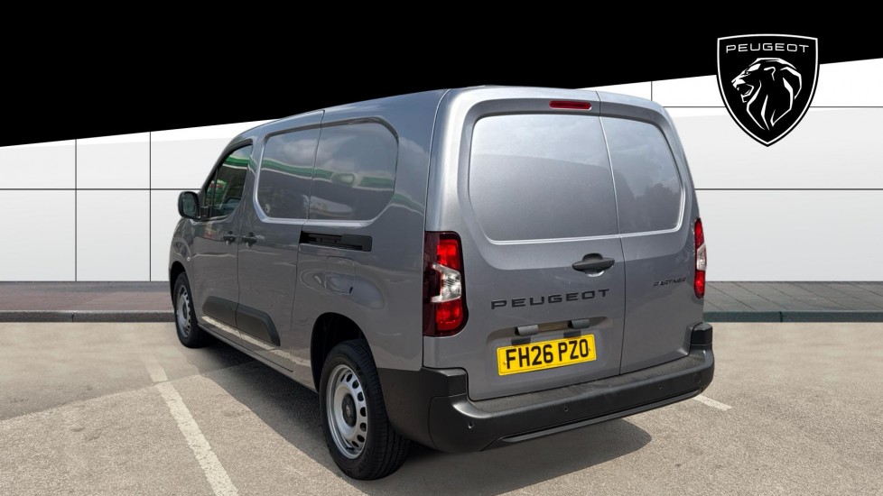 Peugeot Partner Xl Diesel 1.5 BlueHDi 130 Professional Plus Van EAT8 - Image 2