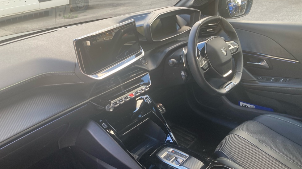 Peugeot 208 1.2 Hybrid 136 GT 5dr e-DSC6 Petrol Hatchback - Image 9