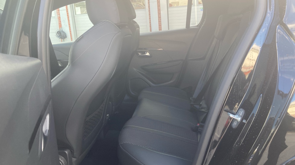 Peugeot 208 1.2 Hybrid 136 GT 5dr e-DSC6 Petrol Hatchback - Image 16
