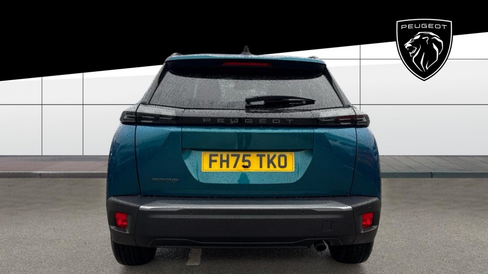 Peugeot 2008 1.2 PureTech Allure 5dr Petrol Estate - Image 6