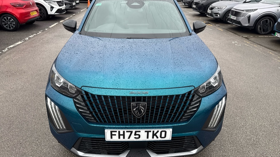 Peugeot 2008 1.2 PureTech Allure 5dr Petrol Estate - Image 8