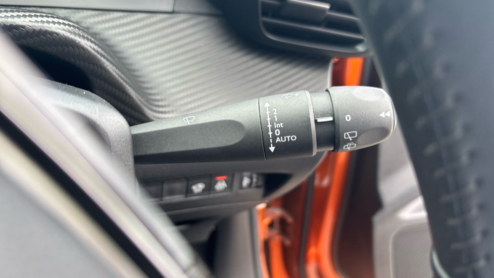 Peugeot 2008 1.2 PureTech Allure 5dr Petrol Estate - Image 32
