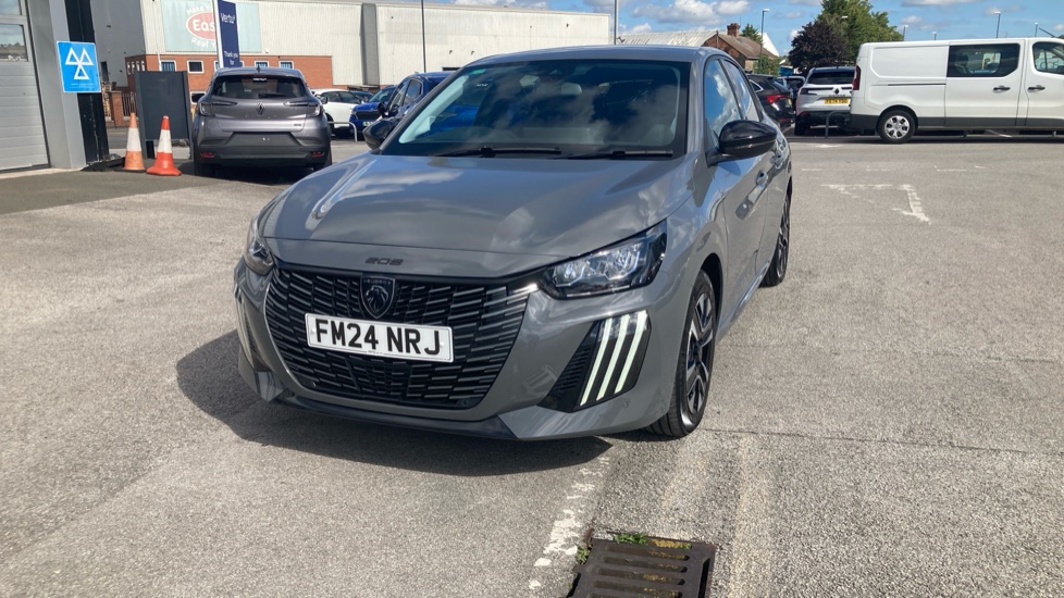 Peugeot 208 1.2 PureTech 100 Allure 5dr Petrol Hatchback - Image 38