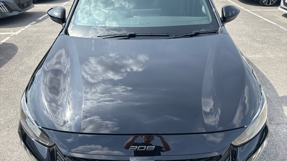 Peugeot 208 1.2 Hybrid 100 GT 5dr e-DSC6 Petrol Hatchback - Image 8