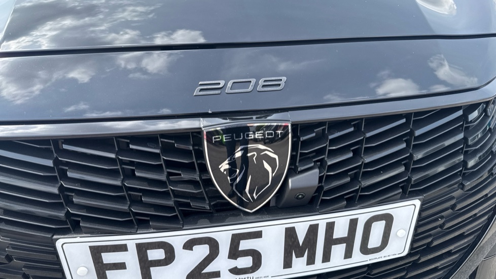 Peugeot 208 1.2 Hybrid 100 GT 5dr e-DSC6 Petrol Hatchback - Image 24