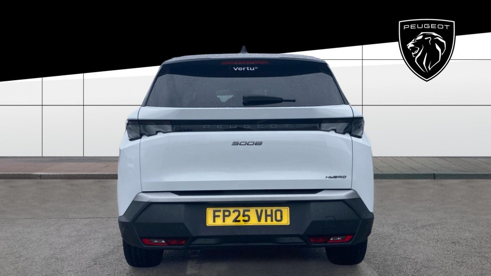Peugeot 5008 1.2 Hybrid 136 GT 5dr e-DSC6 Petrol Estate - Image 6