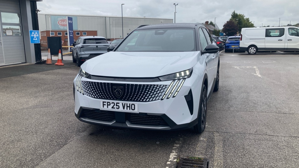 Peugeot 5008 1.2 Hybrid 136 GT 5dr e-DSC6 Petrol Estate - Image 40
