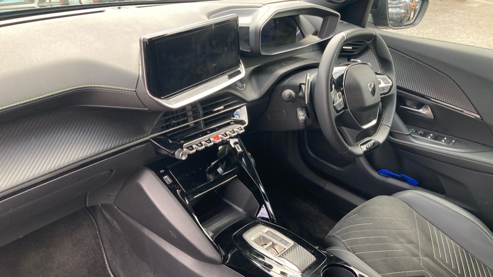 Peugeot 2008 1.2 Hybrid 145 GT Premium 5dr e-DSC6 Petrol Estate - Image 9