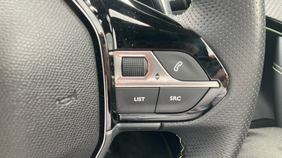 Peugeot 2008 1.2 Hybrid 145 GT Premium 5dr e-DSC6 Petrol Estate - Image 25