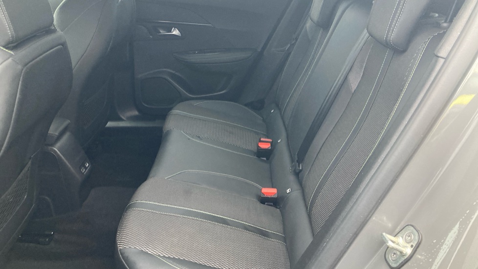 Peugeot 2008 100kW GT 50kWh 5dr Auto Electric Estate - Image 16