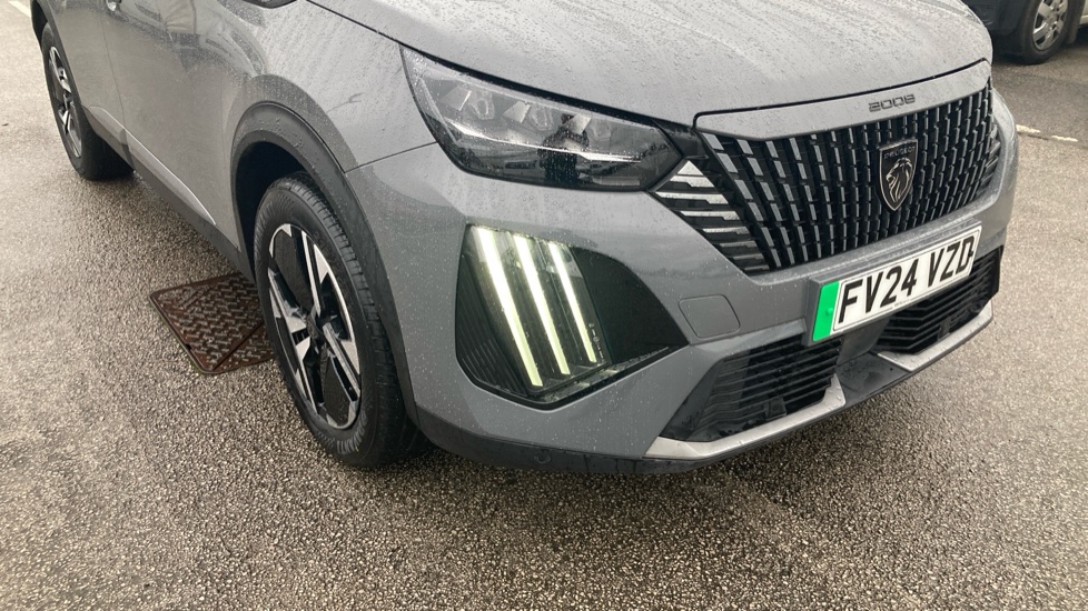 Peugeot 2008 100kW GT 50kWh 5dr Auto Electric Estate - Image 21