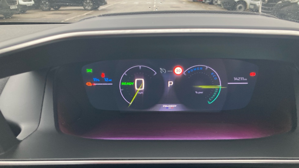 Peugeot 2008 100kW GT 50kWh 5dr Auto Electric Estate - Image 31