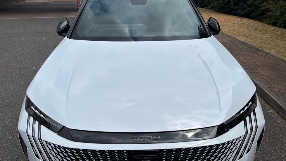 Peugeot 5008 157kW GT 73kWh 5dr Auto Electric Estate - Image 8