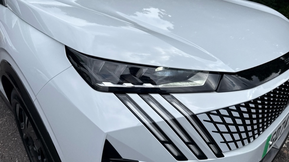 Peugeot 5008 157kW GT 73kWh 5dr Auto Electric Estate - Image 24
