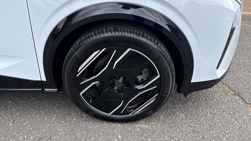Peugeot 5008 157kW GT 73kWh 5dr Auto Electric Estate - Image 25